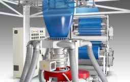 Phương pháp thổi màng PE